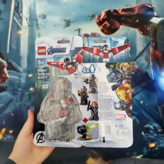 40418 Falcon i Czarna Wdowa ruszają do ataku